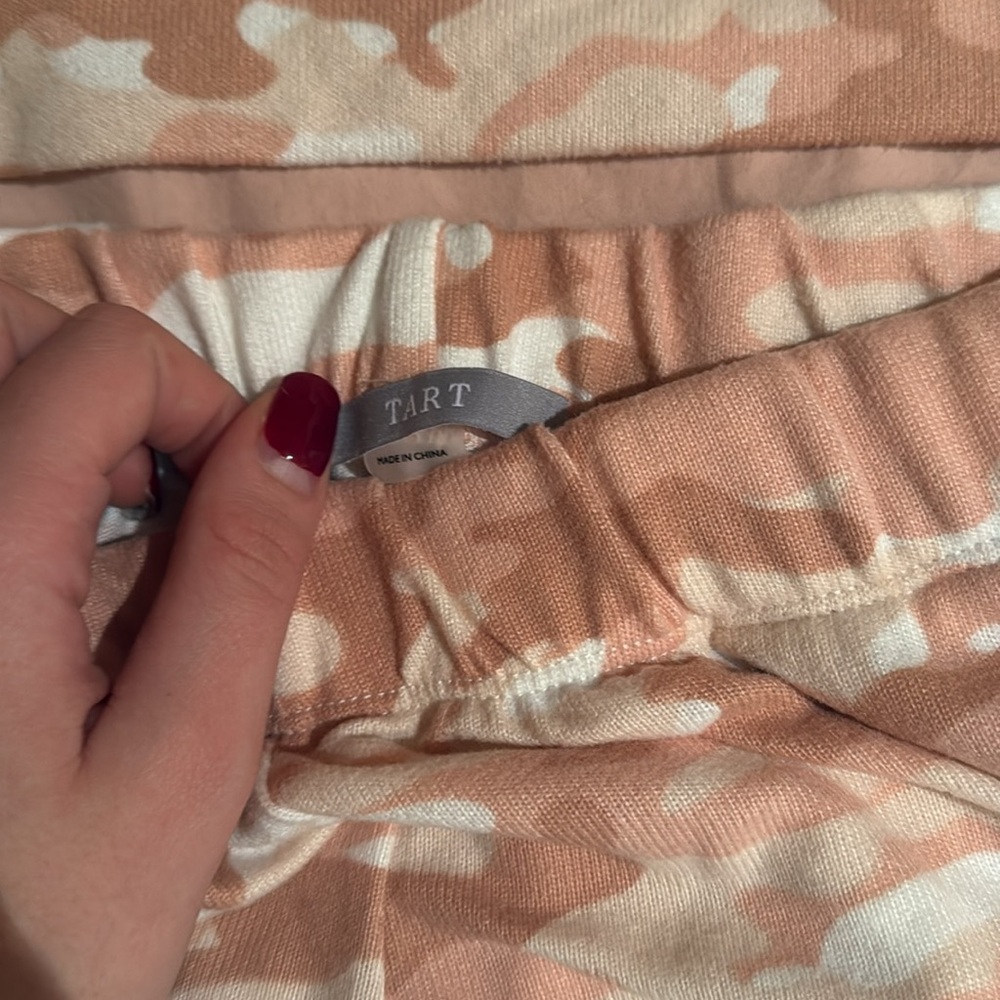 Pajama Set Super comfortable!! - Picture 7 of 7